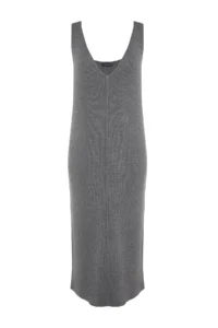 TRENDYOLMİLLA Anthracite Maxi V-neck gilet Knit Dress - Image 7