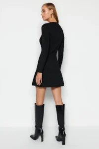 TRENDYOLMİLLA Black Mini pleated Knit Dress - Image 6