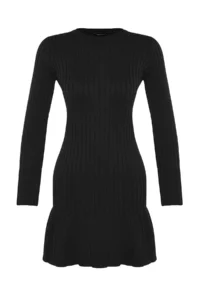 TRENDYOLMİLLA Black Mini pleated Knit Dress - Image 7