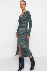 TRENDYOLMİLLA Green Midi Knitwear gradient Dress - Image 4