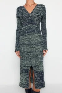 TRENDYOLMİLLA Green Midi Knitwear gradient Dress - Image 5