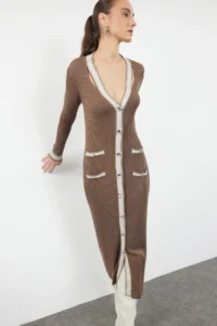 TRENDYOLMİLLA Mink Maxi Knitwear Color Bloklu Dress - Image 2