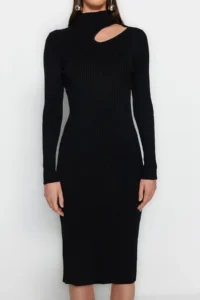 TRENDYOLMİLLA Black Midi Cut Out/Window Detailed Knit Dress - Image 5