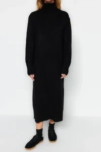 TRENDYOLMİLLA Black Midi Wide Pattern Soft textured Knit Dress - Image 4