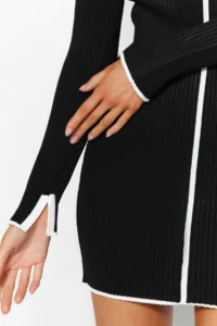 TRENDYOLMİLLA Black Mini Color Bloklu Vucuda Oturan Knit Dress - Image 5