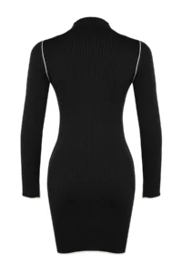 TRENDYOLMİLLA Black Mini Color Bloklu Vucuda Oturan Knit Dress - Image 8