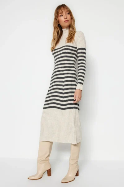 TWOAW24EL00091-GRAY_1