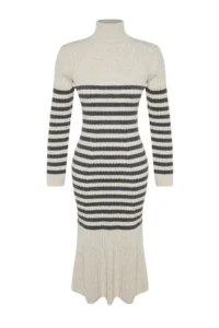 TRENDYOLMİLLA Stone Maxi Knitwear Striped Dress - Image 6