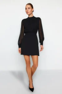 TRENDYOLMİLLA Black A Cut Dog collar Lined Siphon Mini Weaving Dress