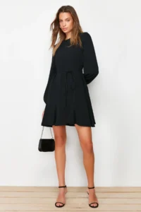 TRENDYOLMİLLA Black Belted Plain Kesim Crew Neck Mini Weaving Dress - Image 2