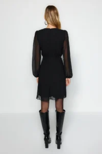 TRENDYOLMİLLA Black eyelet Detailed buttoned Lined Siphon Weaving Dress - Image 6