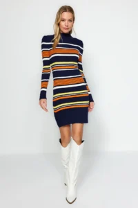 TRENDYOLMİLLA Navy Blue Mini Color Bloklu Dog collar Knit Dress