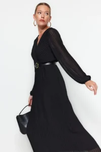 TRENDYOLMİLLA Black Arched A Cut pleated Maxi Lined Siphon Flight Flight Weaving Dress - Image 2