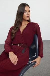 TRENDYOLMİLLA Burgundy Arched A Cut pleated Maxi Lined Siphon Flight Flight Weaving Dress - Image 2