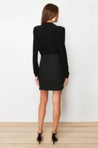TRENDYOLMİLLA Black Body-Fitting Padded Button Detailed Mini Weaving Dress - Image 8