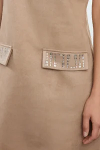 TRENDYOLMİLLA Mink Crew Neck Stone Detailed shift/Plain Mini Suede Knitting Dress - Image 5