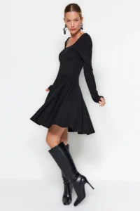 TRENDYOLMİLLA Black Square Neck Ruffled Skirt Bele Oturan Mini Knitting Dress - Image 4