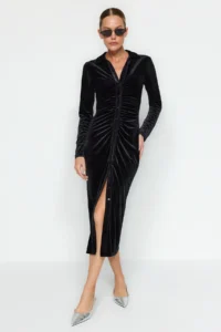 TRENDYOLMİLLA Black Velvet Fitted Polo Shirt Collar Midi Knitting Flexible Pen Dress - Image 2