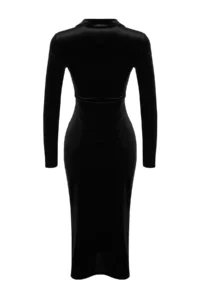 TRENDYOLMİLLA Black Velvet Fitted Polo Shirt Collar Midi Knitting Flexible Pen Dress - Image 8