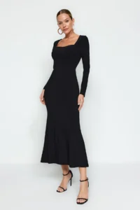 TRENDYOLMİLLA Black with flywheel Square Neck Fitted Maxi Flexible Knitting Dress