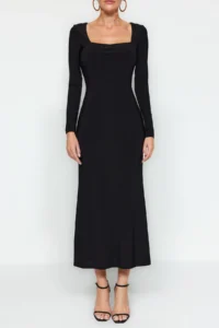 TRENDYOLMİLLA Black with flywheel Square Neck Fitted Maxi Flexible Knitting Dress - Image 5