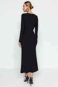 TRENDYOLMİLLA Black with flywheel Square Neck Fitted Maxi Flexible Knitting Dress - Image 6