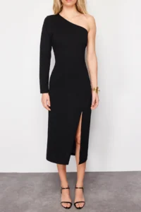 TRENDYOLMİLLA Black Asymmetric Neckline Fitted Slit Detailed Midi Knitting Dress - Image 4