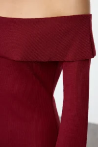 TRENDYOLMİLLA Burgundy Fitted Carmen Collar Soft textured Midi Flexible Knitting Pen Dress - Image 4