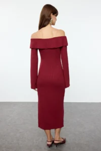 TRENDYOLMİLLA Burgundy Fitted Carmen Collar Soft textured Midi Flexible Knitting Pen Dress - Image 5