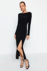 TRENDYOLMİLLA Black Boat Neck Low-cut back slit Fitted Maxi Flexible Knitting Dress - Image 2
