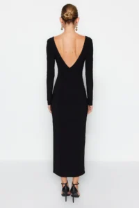TRENDYOLMİLLA Black Boat Neck Low-cut back slit Fitted Maxi Flexible Knitting Dress - Image 6