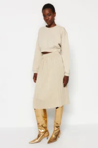 TRENDYOLMİLLA Stone Midi Simli pleated Knitwear Skirt - Image 3