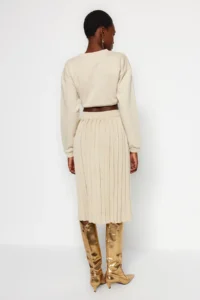 TRENDYOLMİLLA Stone Midi Simli pleated Knitwear Skirt - Image 7