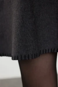 TRENDYOLMİLLA Anthracite Mini Cotton Blended Knitwear Skirt - Image 4