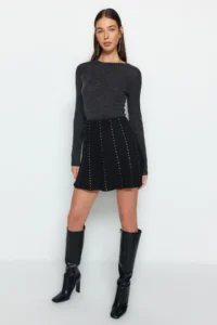 TRENDYOLMİLLA Black Stone with accessories Mini skater/Waisted Knitting Skirt - Image 2