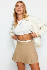 TRENDYOLMiLLA Beige Double Belt Detailed pleated Mini Weaving Skirt - Image 4