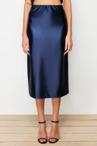 TRENDYOLMİLLA Indigo Satin A Cut/Life Form Midi Knitting Skirt - Image 5