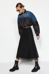 TRENDYOLMİLLA Black Lined Tulle Maxi Knitting Skirt - Image 2