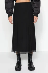 TRENDYOLMİLLA Black Lined Tulle Maxi Knitting Skirt - Image 4
