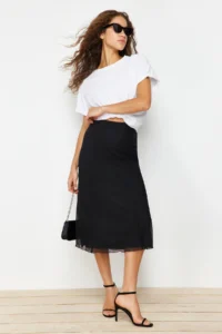 TRENDYOLMİLLA Black Lined Tulle Maxi Knitting Skirt - Image 7