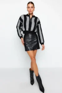 TRENDYOLMİLLA Black Faux Leather High Waist Mini Skirt - Image 3