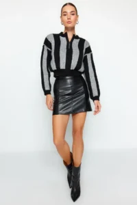 TRENDYOLMİLLA Black Faux Leather High Waist Mini Skirt - Image 7