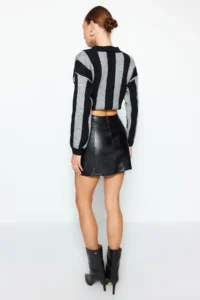 TRENDYOLMİLLA Black Faux Leather High Waist Mini Skirt - Image 8