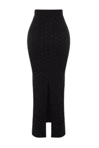 TRENDYOLMİLLA Black Fish/Fitting Stone Accessory Detailed Midi Knitting Skirt - Image 8