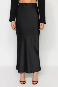 TRENDYOLMiLLA Black Fish Kesim Satin Maxi Size Weaving Skirt - Image 6