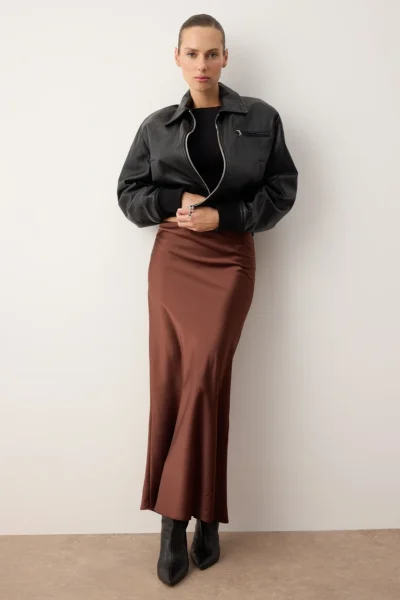 TWOAW24ET00358-BROWN_1