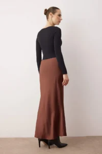 TRENDYOLMiLLA Dark Brown Fish Kesim Satin Maxi Size Weaving Skirt - Image 4