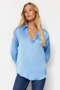 TRENDYOLMİLLA Mavi Oversized/Wide Pattern Satin Weaving Shirt - Image 3