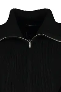 TRENDYOLMİLLA Black Wide Pattern Turndown collar Zippered Knitwear Cardigan - Image 13