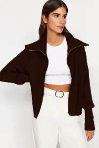 TRENDYOLMİLLA Dark Brown Wide Pattern Turndown collar Zippered Knitwear Cardigan - Image 2